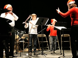  <a style='color: #fff;' href='/uploaded/photo/concert-de-noel-19-12-2014-591d6959292b9.jpg'>(Télécharger)</a>