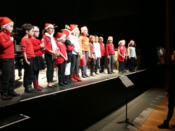  <a style='color: #fff;' href='/uploaded/photo/concert-de-noel-19-12-2014-591d695dd19c6.jpg'>(Télécharger)</a>