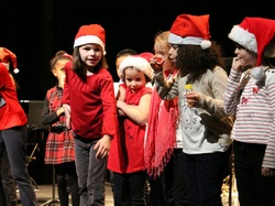  <a style='color: #fff;' href='/uploaded/photo/concert-de-noel-19-12-2014-591d696903854.jpg'>(Télécharger)</a>