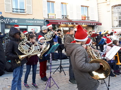  <a style='color: #fff;' href='/uploaded/photo/cuivres-de-noel-2017-5a3a9c4b06c47.jpg'>(Télécharger)</a>