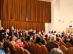  <a style='color: #fff;' href='/uploaded/photo/rencontre-des-chorales-11-et-12-04-2015-591d6afae7296.jpg'>(Télécharger)</a>