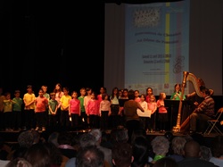  <a style='color: #fff;' href='/uploaded/photo/rencontre-des-chorales-11-et-12-04-2015-591d6b60ebe29.jpg'>(Télécharger)</a>